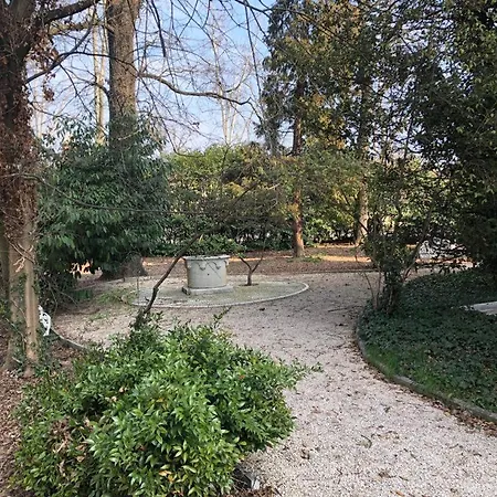 Suite Villa Mirandola Πανσιόν